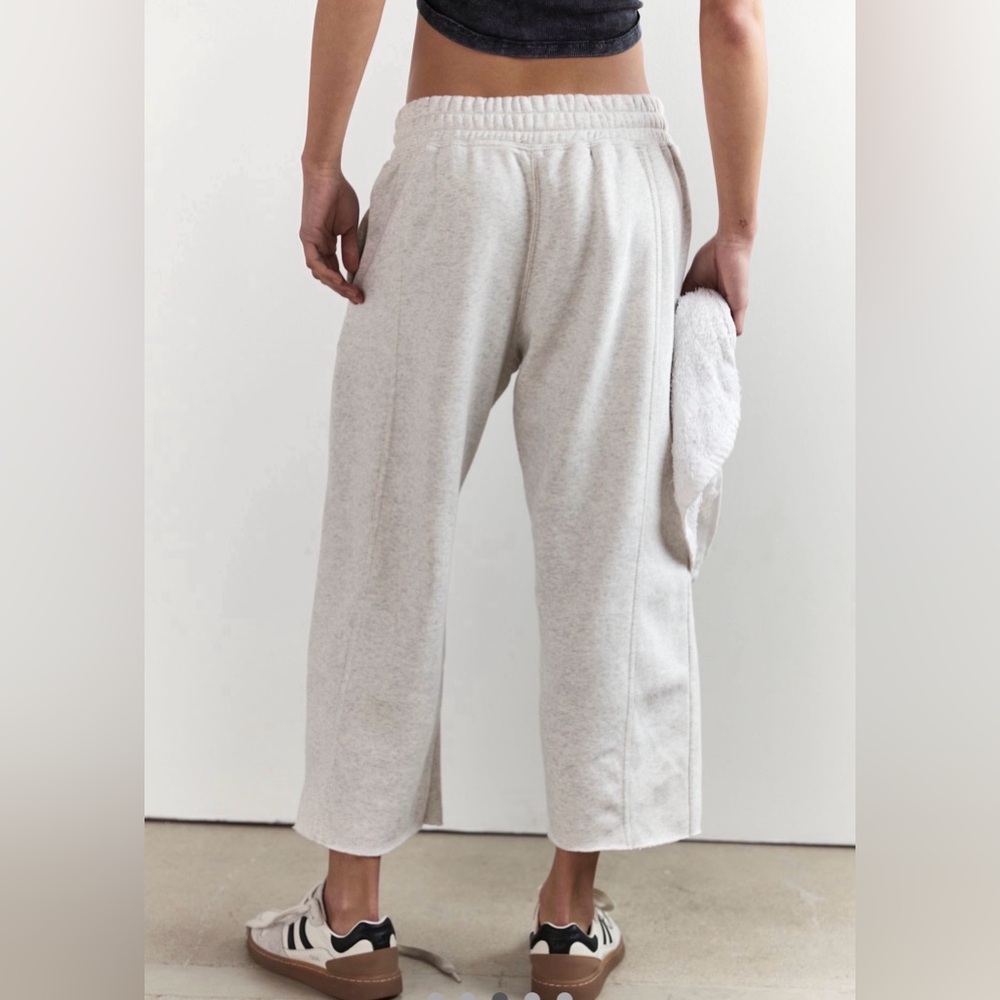 FP Movement by Free People Sprint To The Finish Cropped Joggers in Gray - Picture 2 of 10